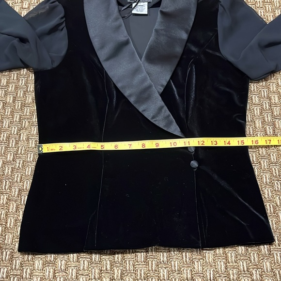 ALEX evenings, black velvet blouse, size S, great condition. - Picture 15 of 15